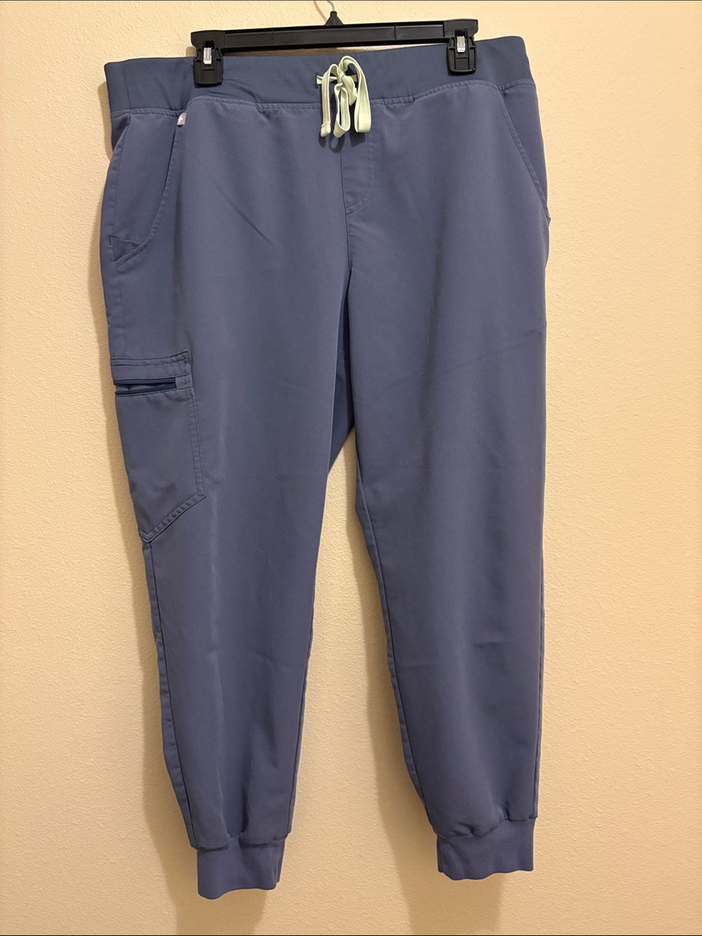 Figs Zamora in grey in xl petite